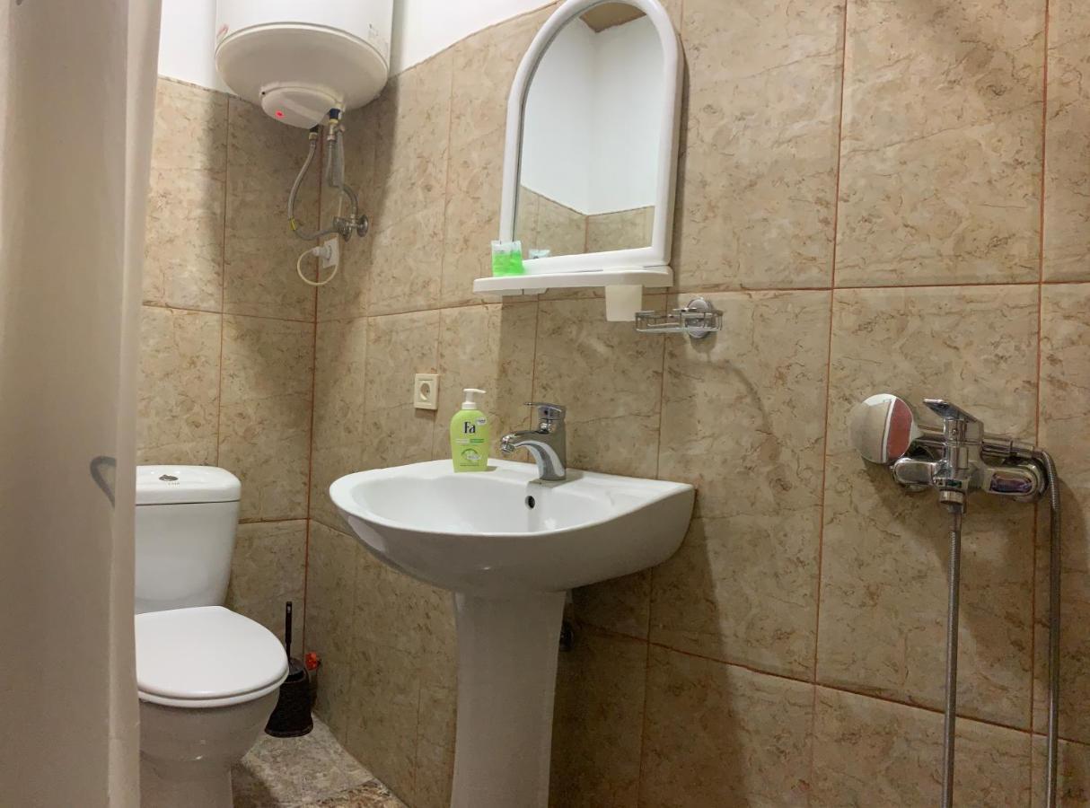 Hotel Kakhaberi Tetritskaro Екстер'єр фото