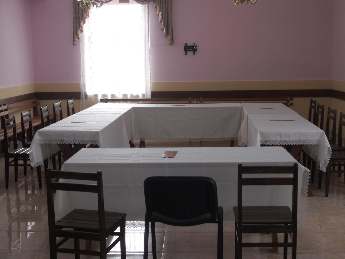 Hotel Kakhaberi Tetritskaro Екстер'єр фото