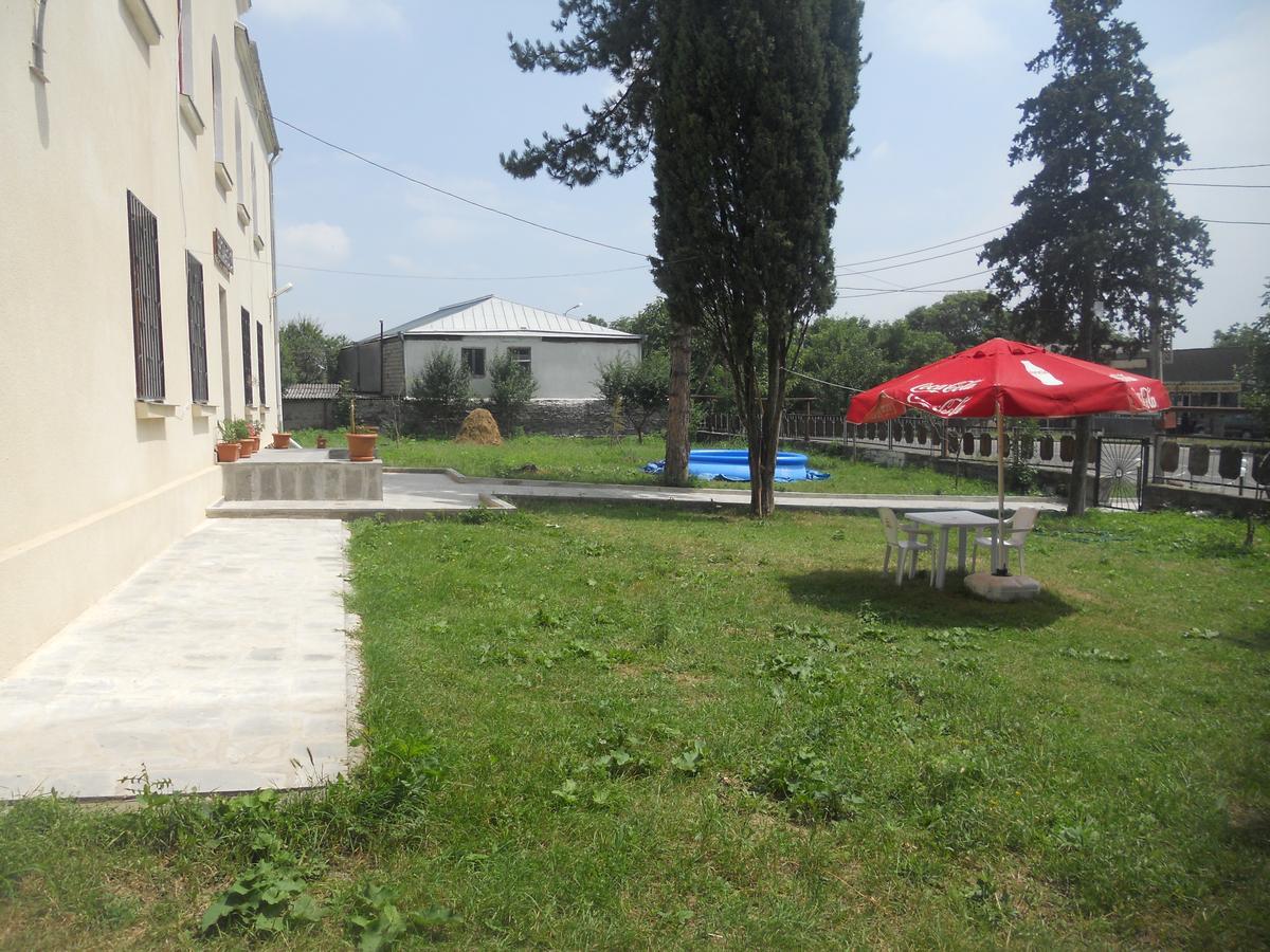 Hotel Kakhaberi Tetritskaro Екстер'єр фото