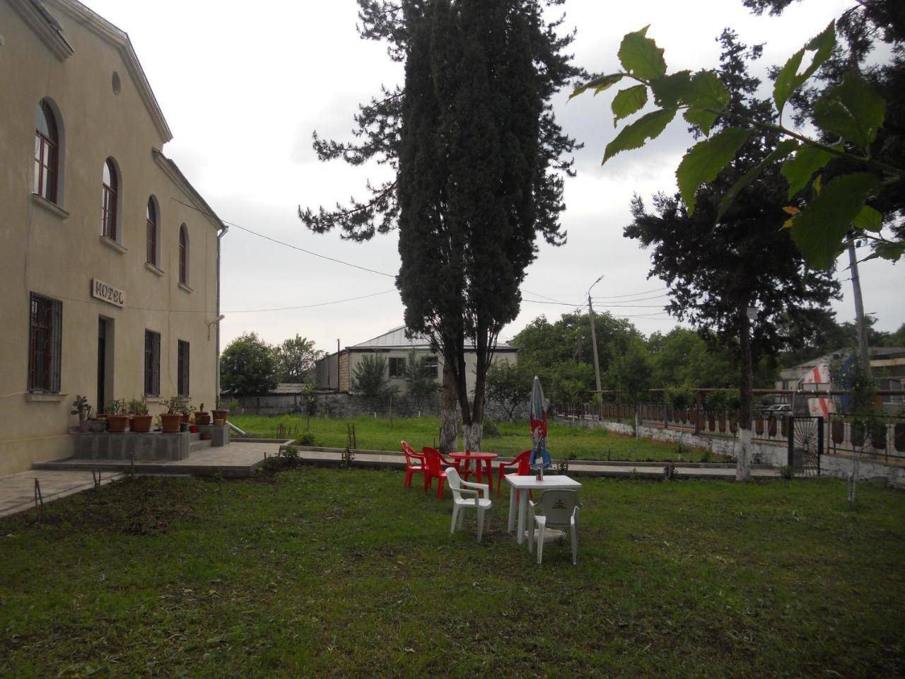 Hotel Kakhaberi Tetritskaro Екстер'єр фото