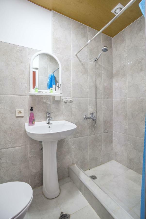 Hotel Kakhaberi Tetritskaro Екстер'єр фото