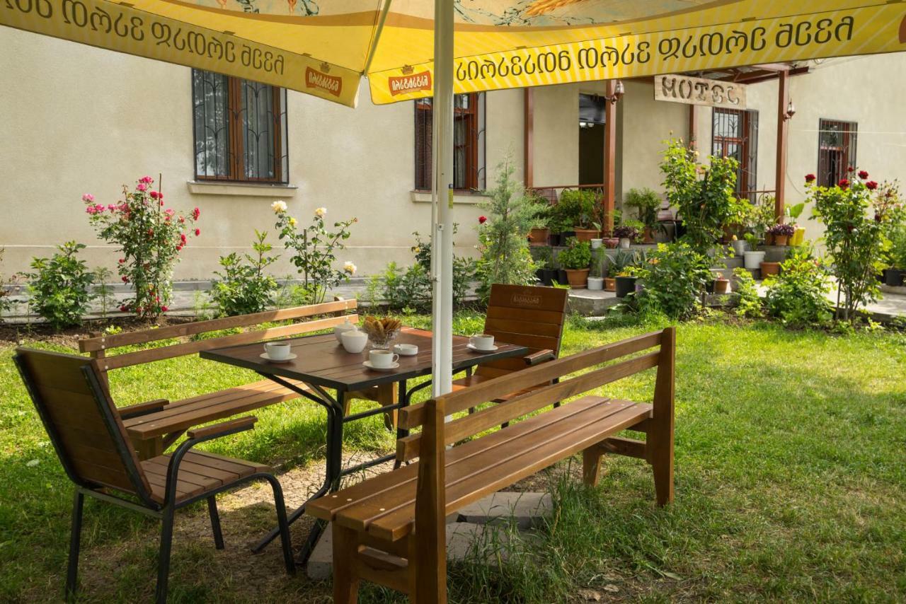 Hotel Kakhaberi Tetritskaro Екстер'єр фото